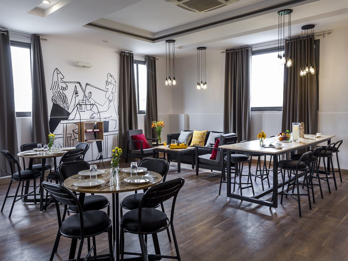 Oyo Townhouse 5 Jubilee Hills Hotell Hyderabad Eksteriør bilde